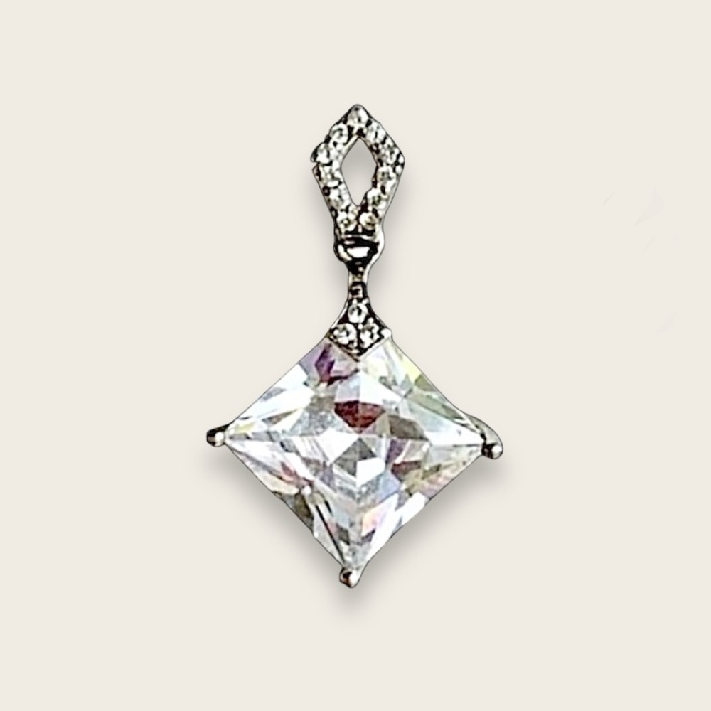 925 Sterling Silver Pendant